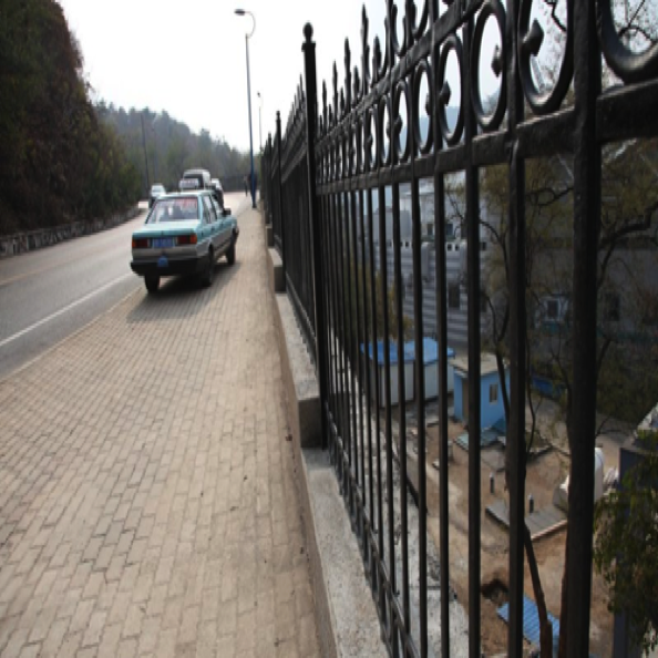 （3）HT公路边坡重力挡墙(2011)
Gravity retaining wall for HT Highway landslide